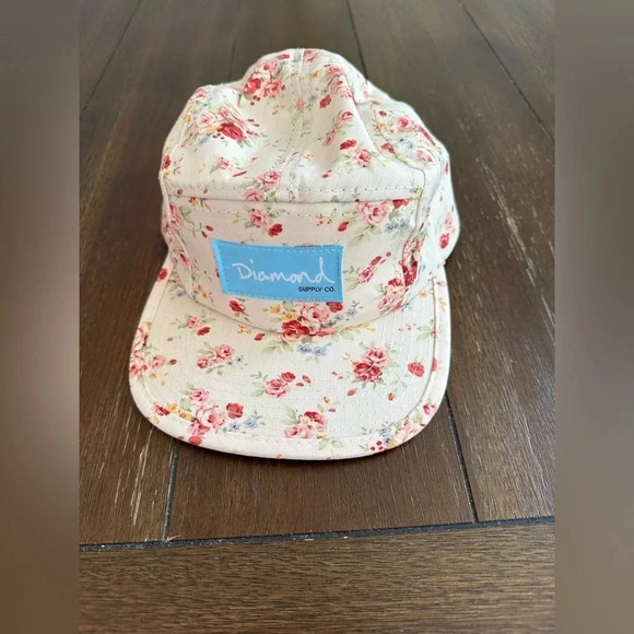 NWOT Diamond Supply & Co floral hat - Picture 2 of 10